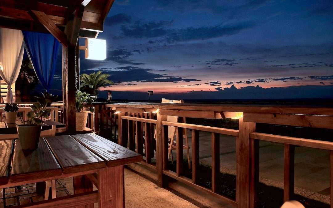 Lanai Deck Ideas: Modern Design for Indoor-Outdoor Living